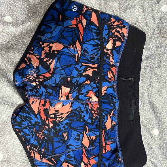 Lululemon shorts - Picture 2 of 3